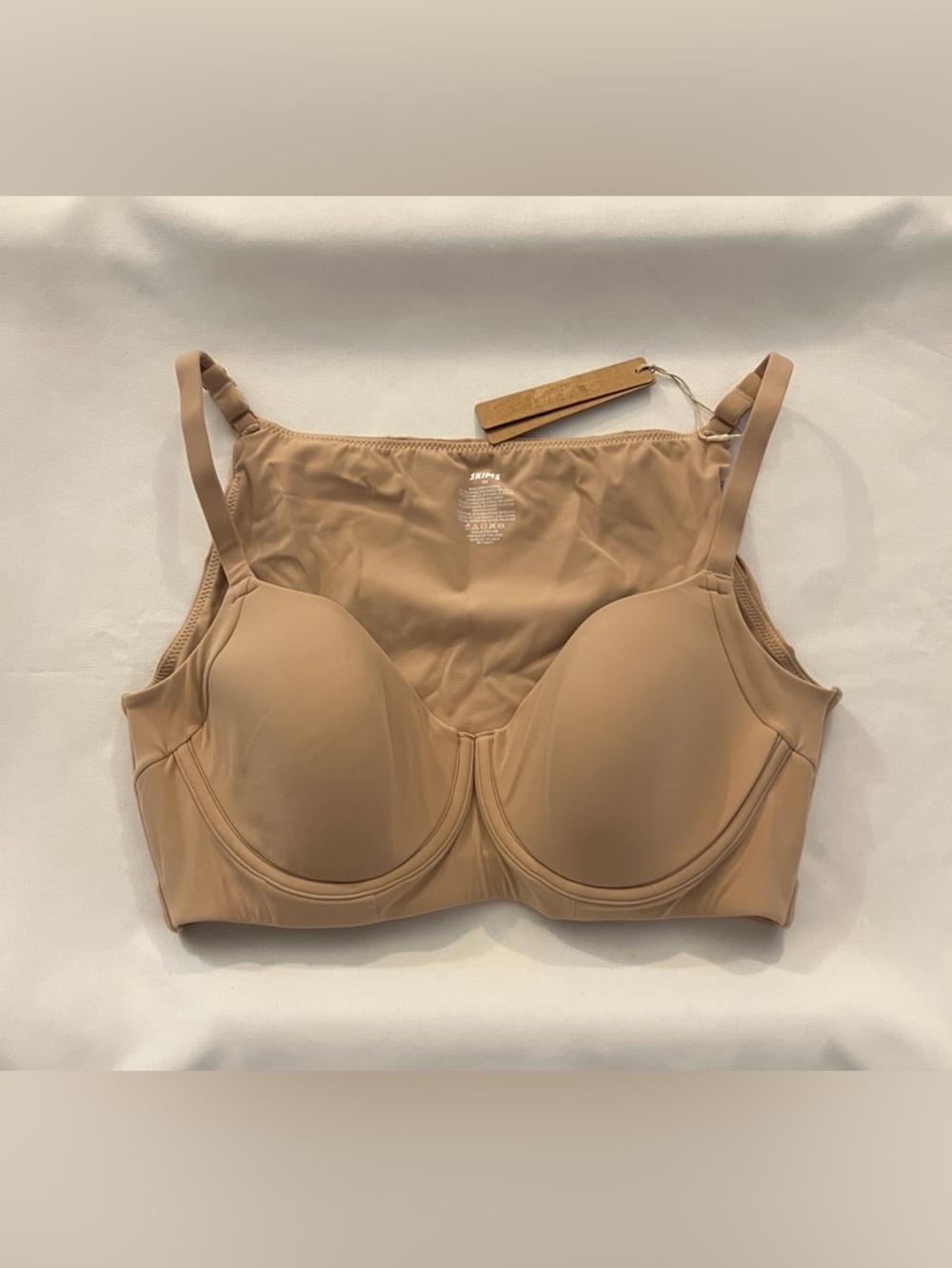 SKIMS FITS EVERYBODY BACK SMOOTHING FULL COVERAGE BRA